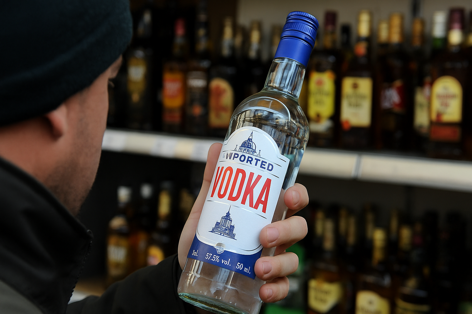 Operação de inspeção e apreensão de bebidas suspeitas